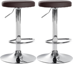 Lot de 2 tabourets de bar design simple avec assise en synthétique marron et cadre métal chromé TDB10690