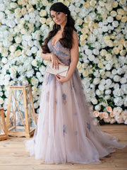 A-line Fairytale Pink Wedding Dress Unique Floral Wedding Gown Tulle Forest Bridal gowns KTS006|Selinadress