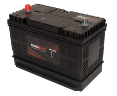 Skanbatt Fritidsbatteri 12V 115Ah 800Cca +Midtstilt shown in angle view