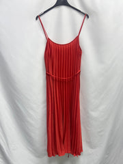 MANGO. Red pleated midi dress T.xs