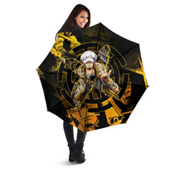 Trafalgar Law One Piece Yellow and Black Theme Umbrella with Jolly Roger Symbol and Manga Panel Design - The Mazicc