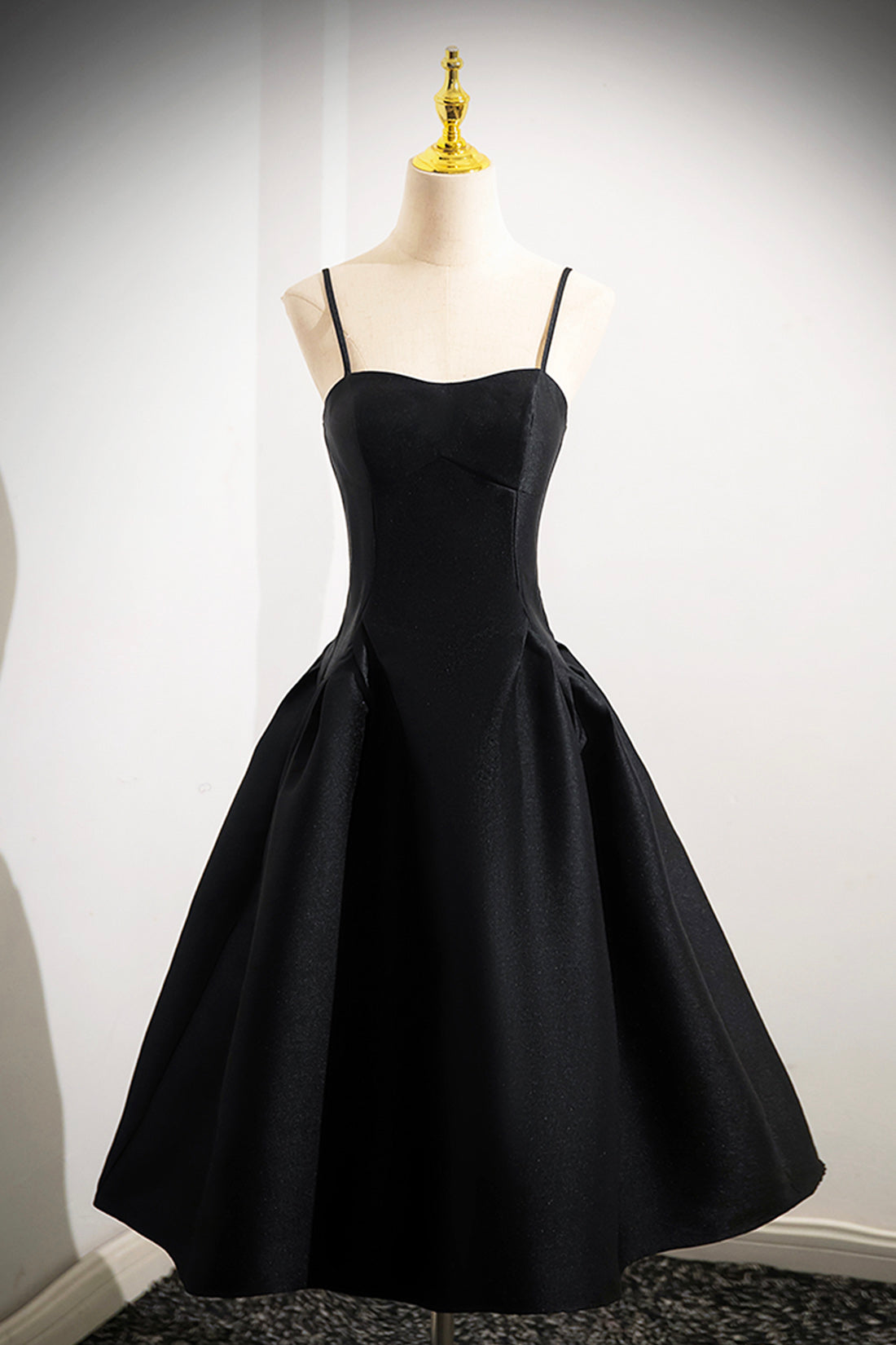 Black Spaghetti Strap Satin Short Prom Dress, Simple A-Line Homecoming Party Dress