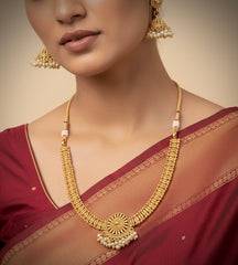 Beruzu - Antique Classic Gold Pearl Necklace Set with Jhumka Earring