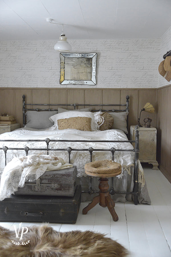 Vintage Paint ANTIQUE SAND