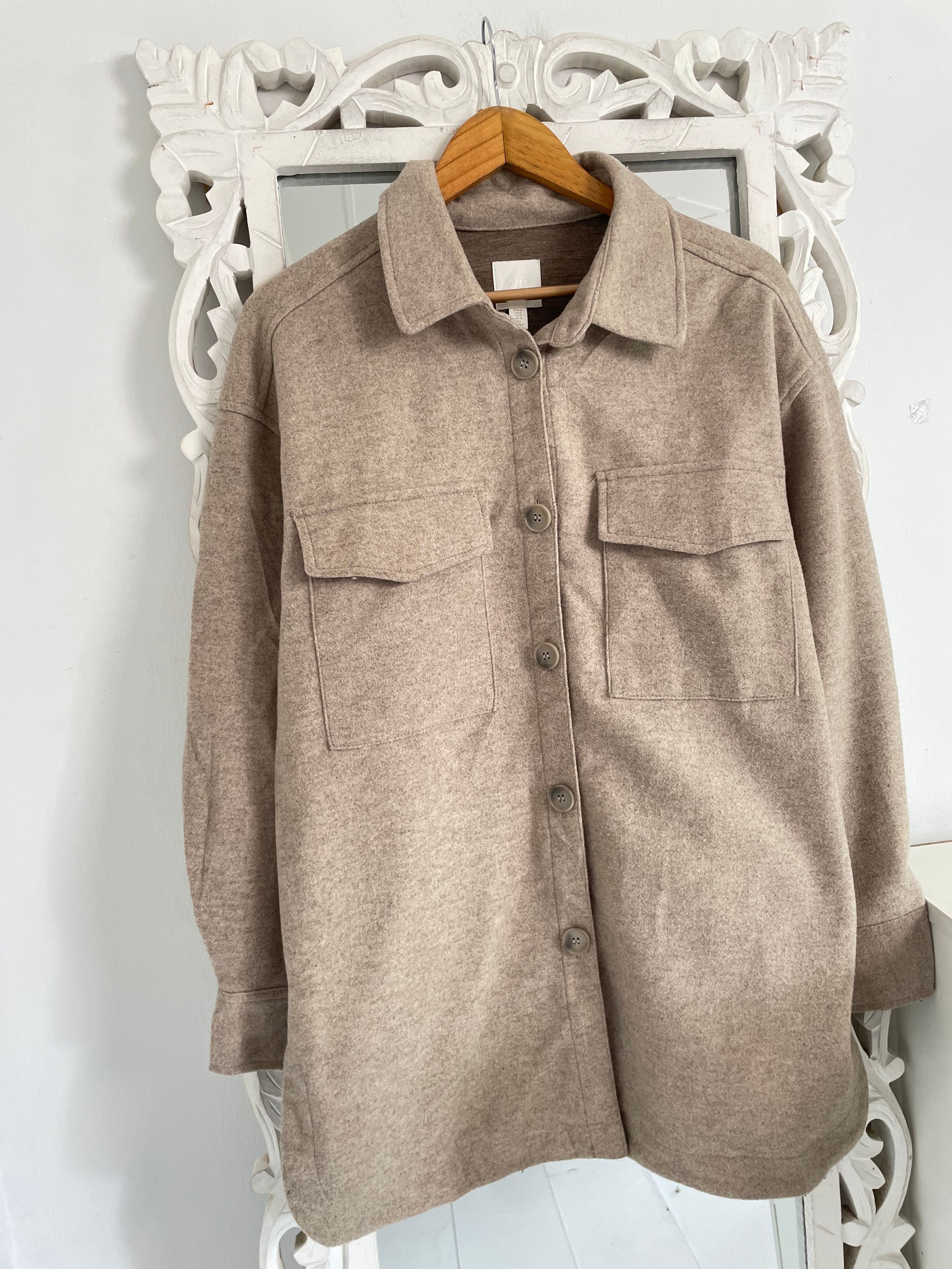 H&M Super Thick Shacket-Chest 44