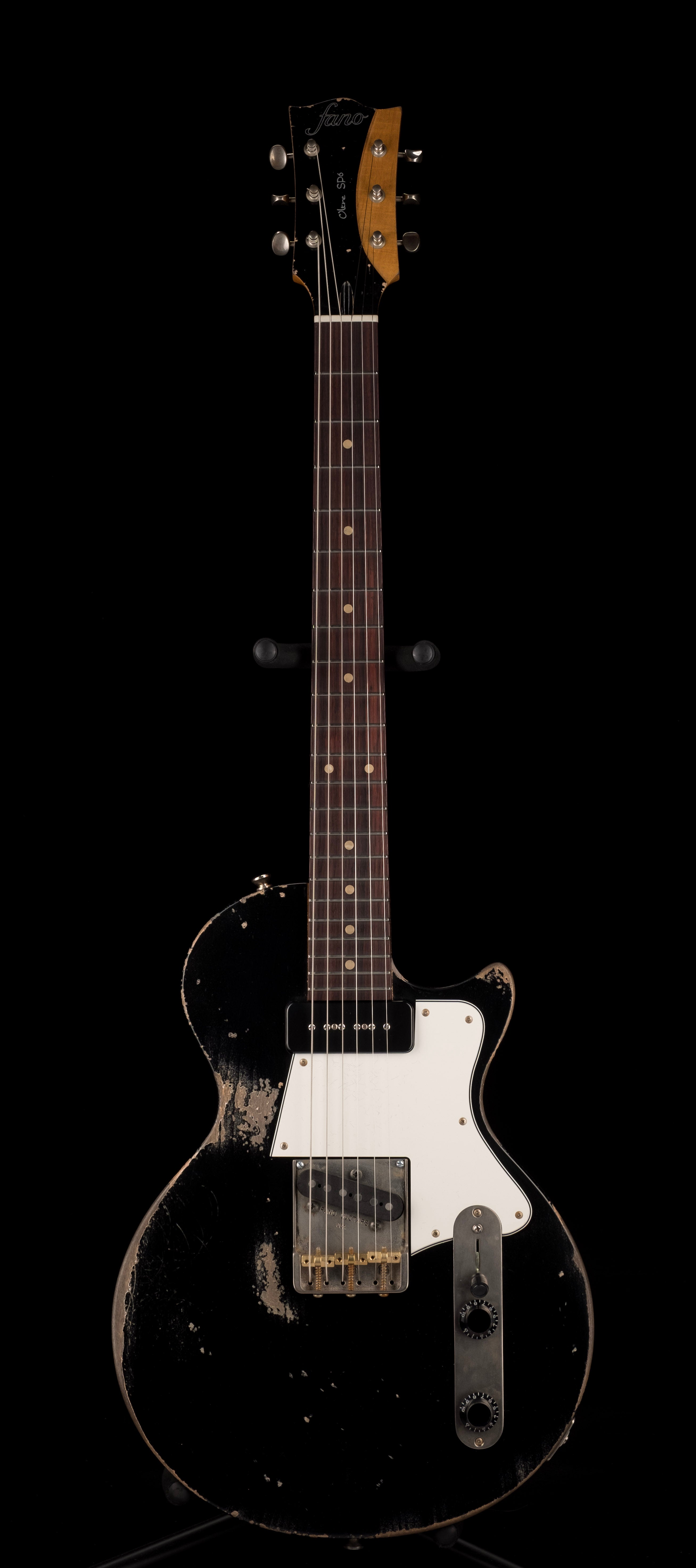 Fano Oltre Series SP6 P90 Medium/Heavy Distress Bull Black with Gig Bag