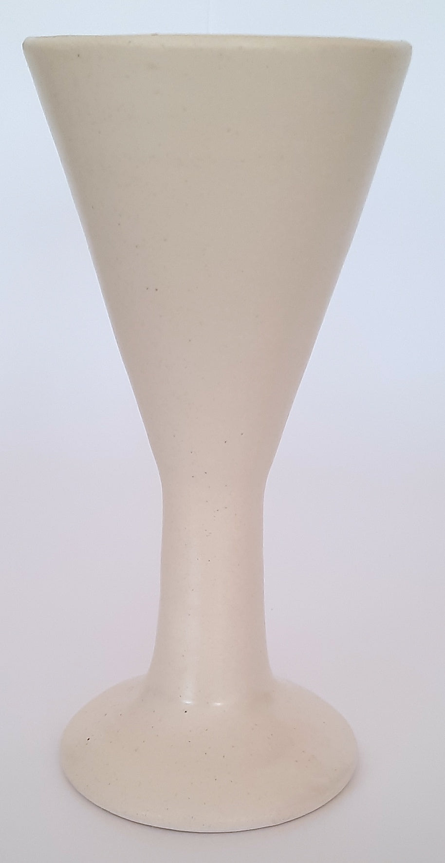 Verre à pied en céramique mate AU DELÀ DES NUAGES Blanc 15x7cm