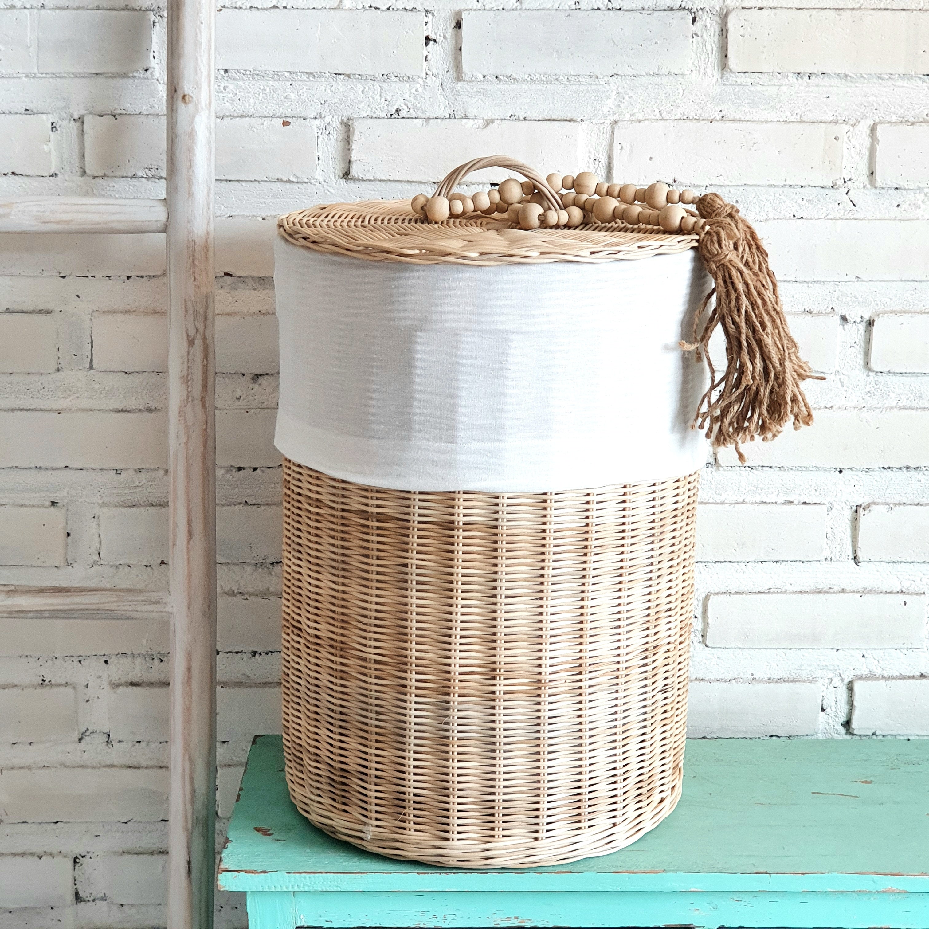 Round Black Rattan Basket with Inner Lid (W) - Canggu & Co
