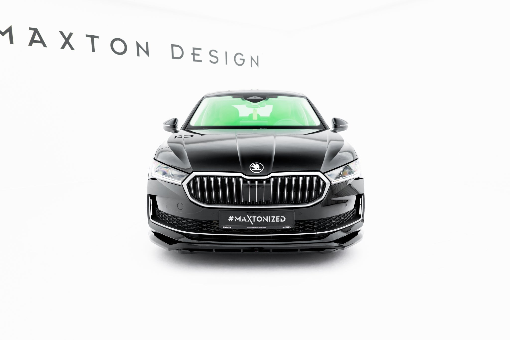 Front Ansatz V.1 für Skoda Superb Mk4 schwarz Hochglanz
