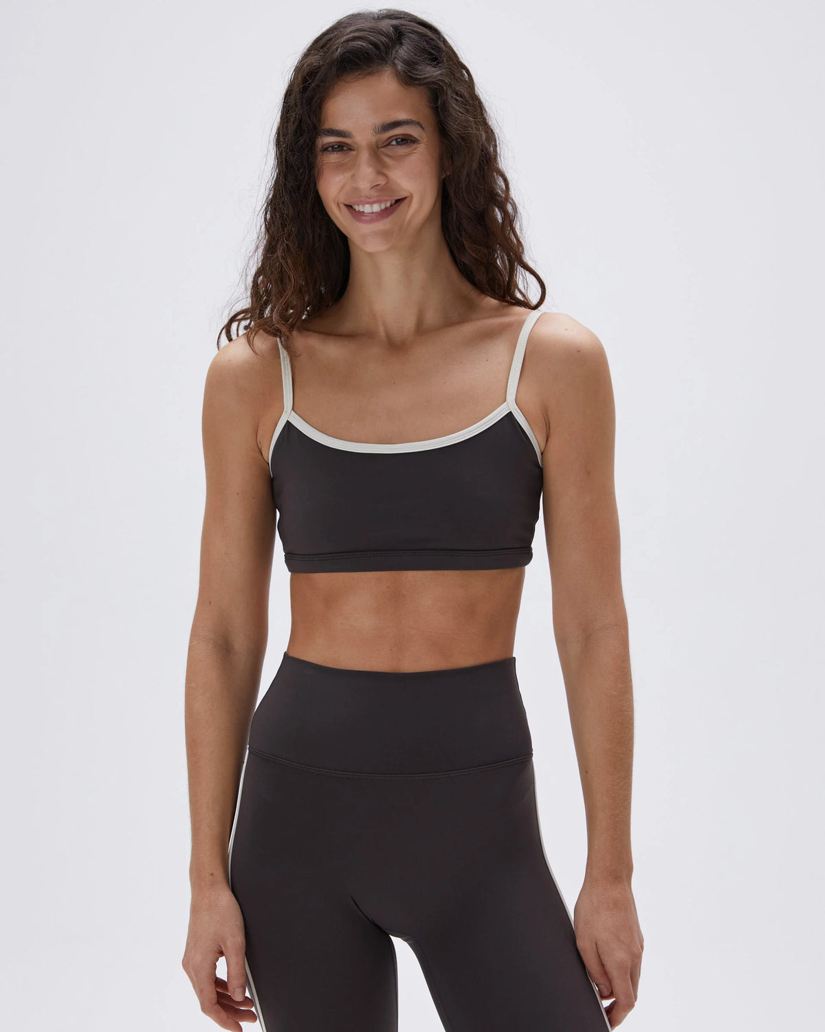 Ultimate Contrast Strap Scoop Bra - Coffee Bean/Cream
