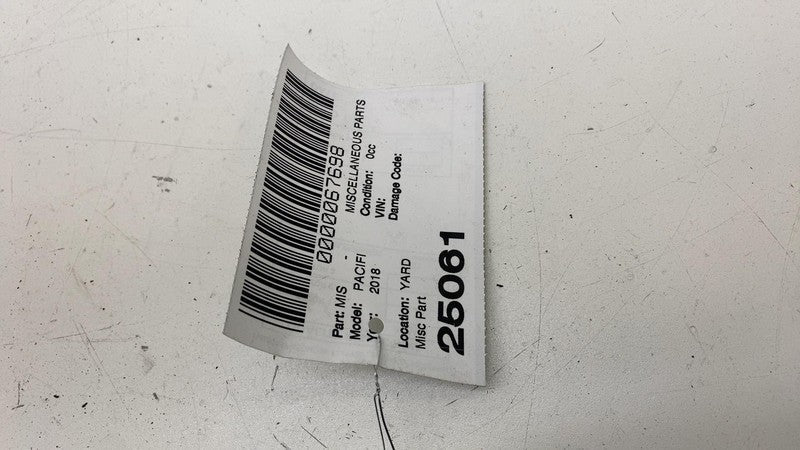 ⭕ 2017-2024 Chrysler Pacifica Front Side Crossmember Brace Bracket OEM