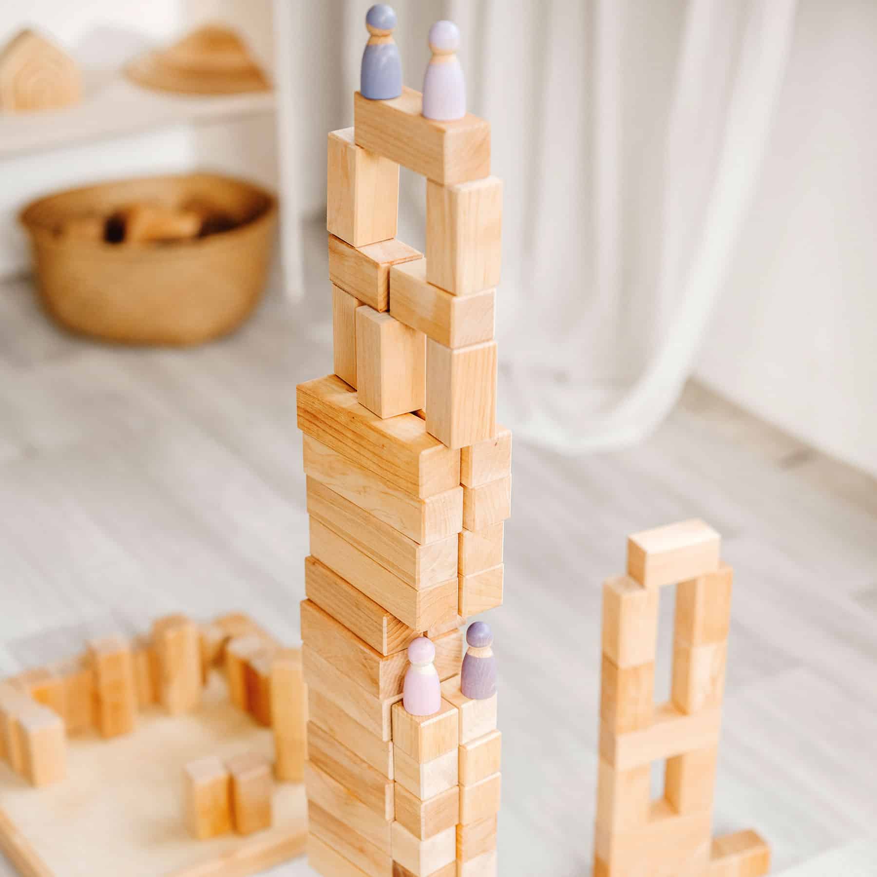 42091 Grimms Large Natural Stepped Pyramid