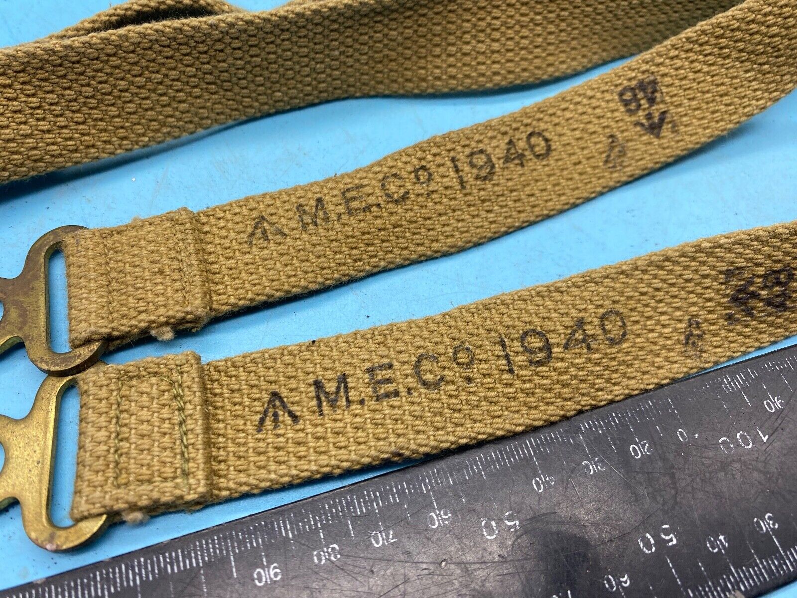 Original British Army WW2 - 1940 Dated Cavalry Pattern Equipment Straps - Pair - The Militaria Shop