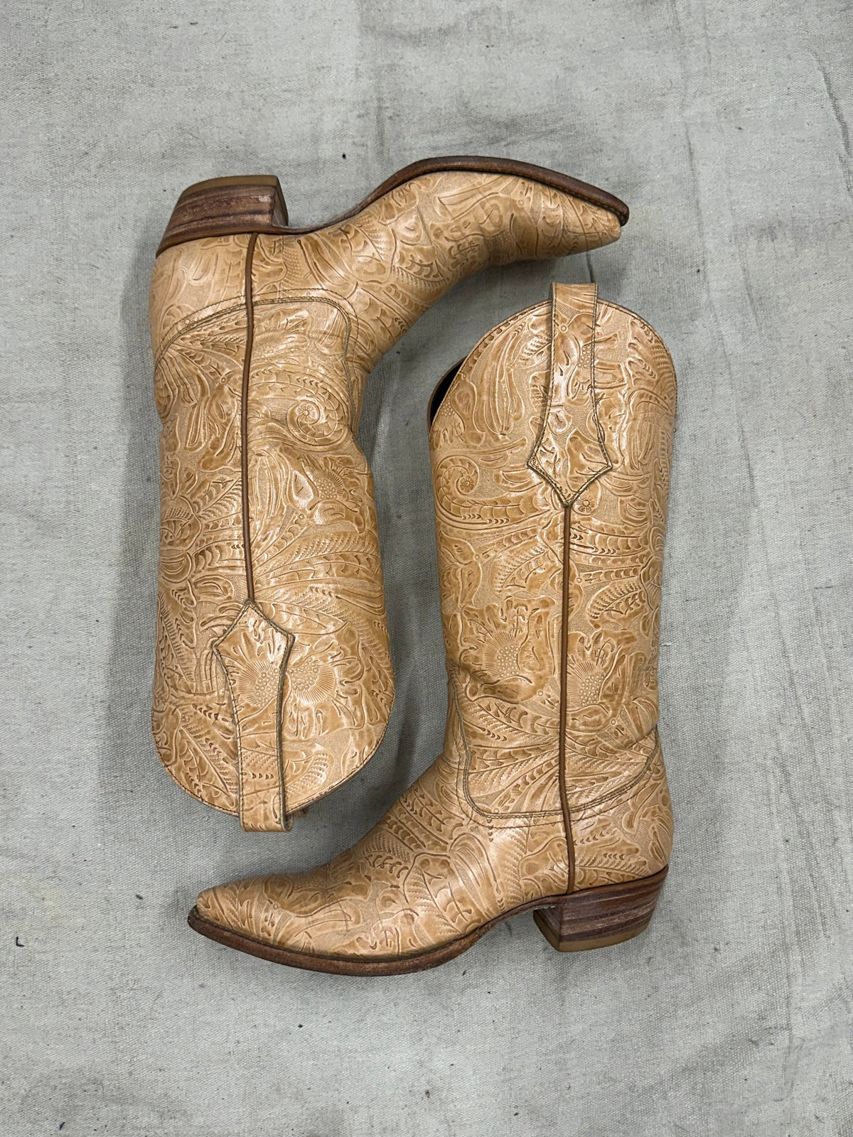 Vintage Floral Tan Cowboy Boots
