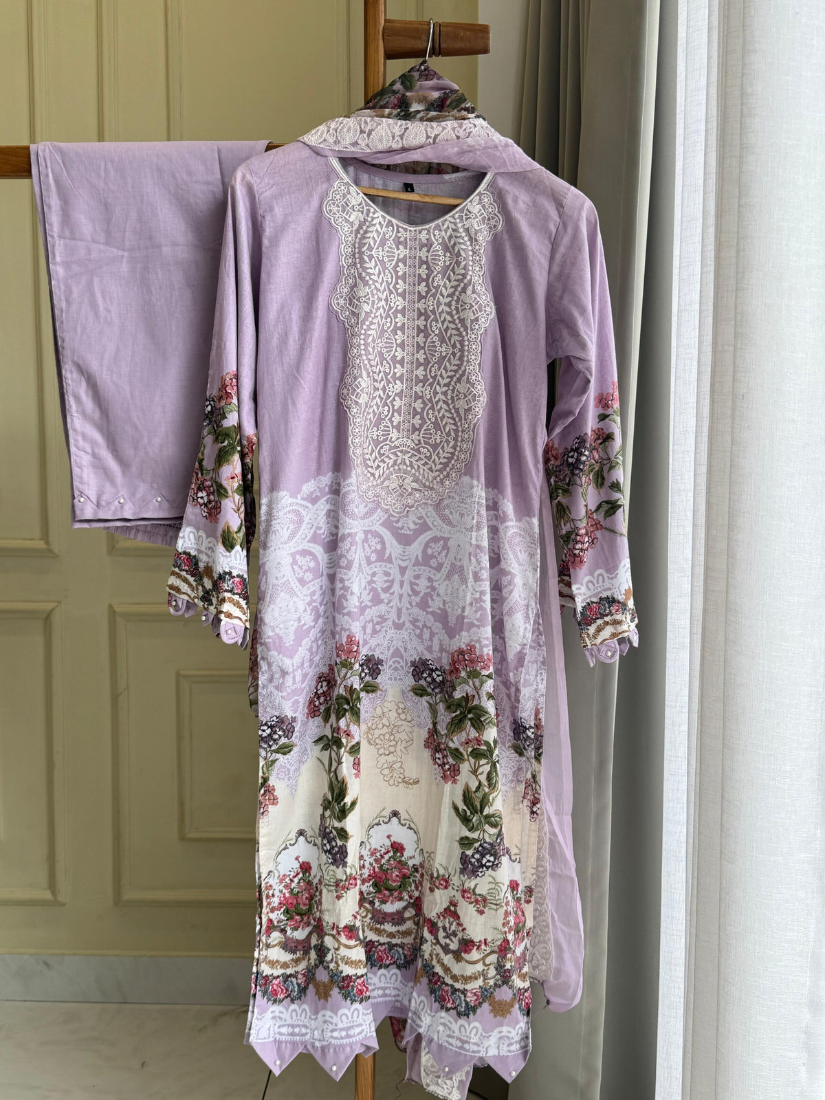 Trendy Pakistani Casual suit-4577