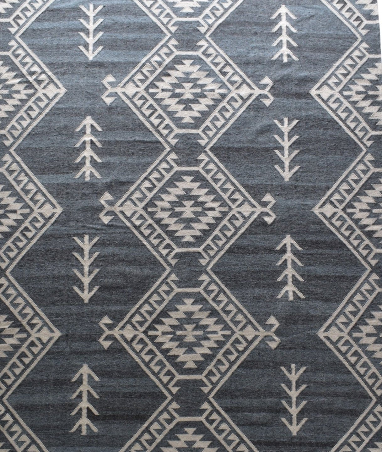 Mari Blue Wool Carpet 