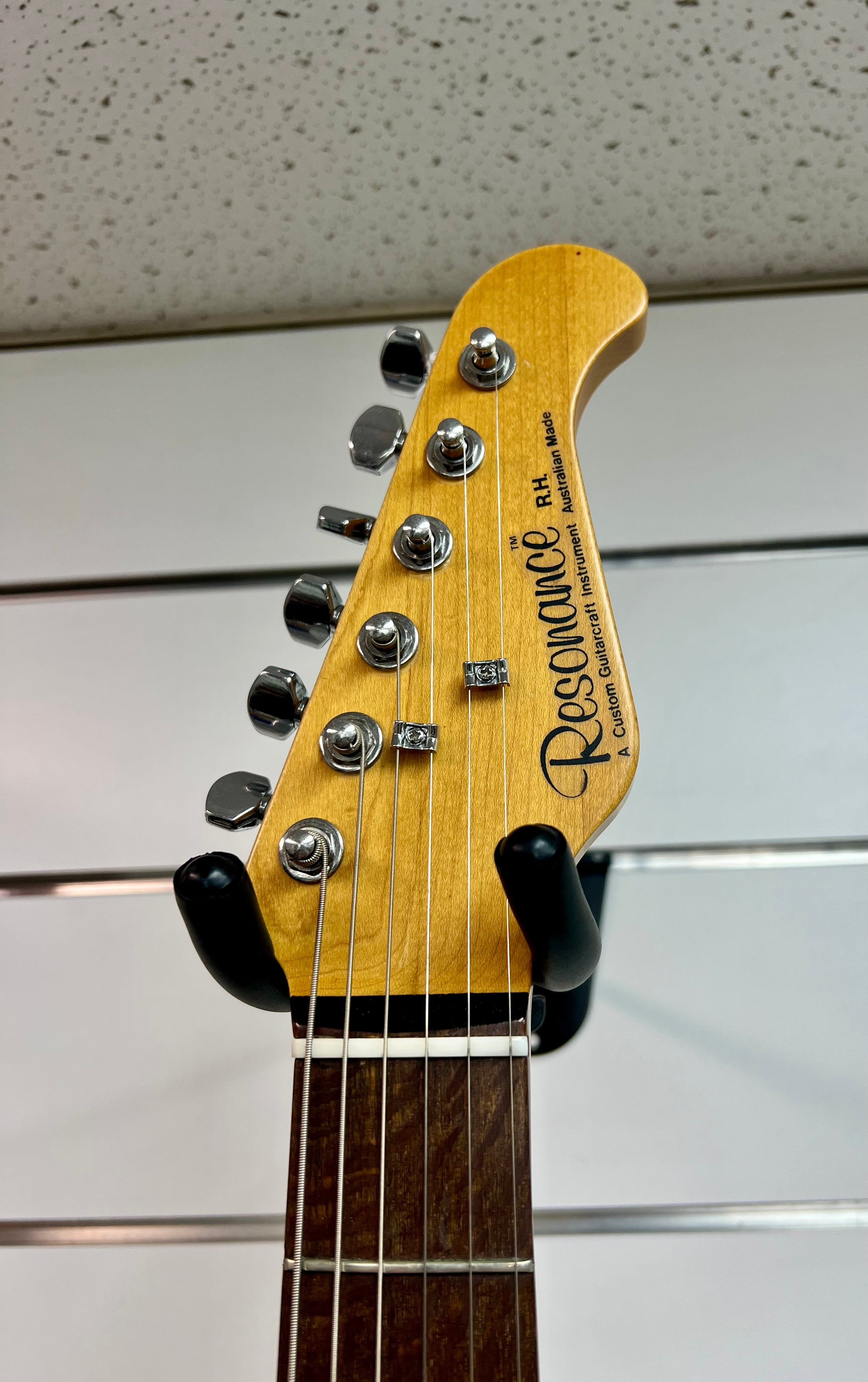 Shilay Resonance 1990's Custom Guitar(Garry Brown) W/Hard Case ( Pre Owned)-Resonance ( Shilay)-Infinite Music