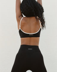 Ultimate Contrast Strap Scoop Bra - Black/Cream