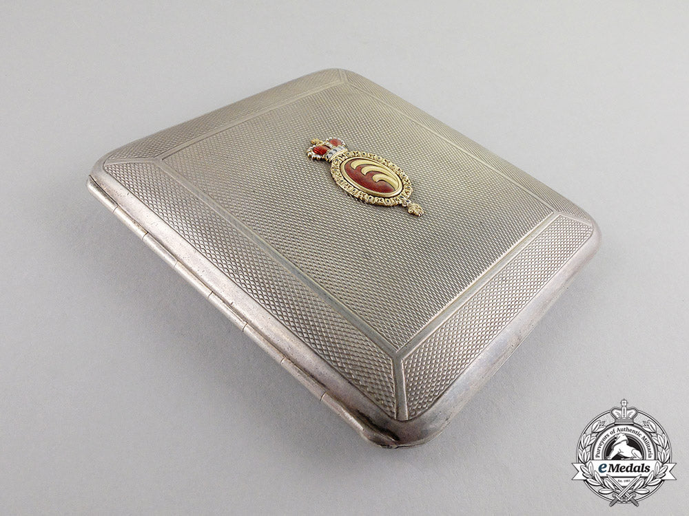 austria,_imperial._an_cigarette_case_gifted_by_the_noble_house_of_kinsky_by_schuchs_of_vienna_c17-6626