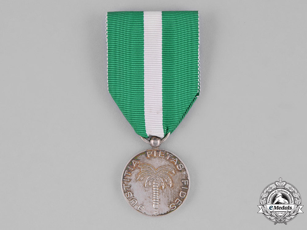 suriname,_republic._a_honourary_order_of_the_palm,_silver_grade_medal_c18-040972
