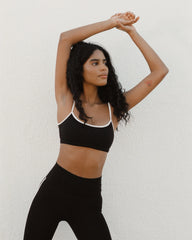 Ultimate Contrast Strap Scoop Bra - Black/Cream