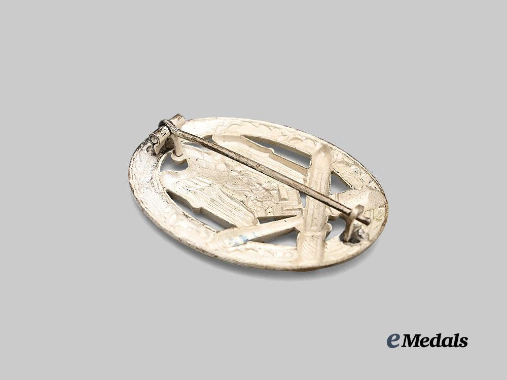 germany,_wehrmacht._a_mint_general_assault_badge,_by_b._h._mayer_e_medals__g61458_4