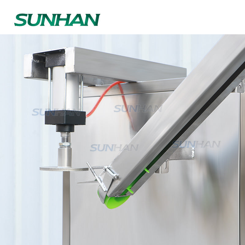 capping structure of gallon water rinsing filling capping machine-3