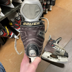 Used Bauer Vapor XXX 3EE Player Skates