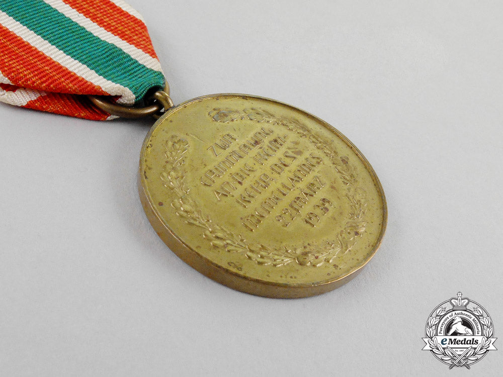 a_return_of_memel_medal_in_its_case_of_issue_by_petz&_lorenz_l_120_1
