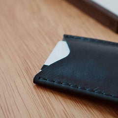 Oldis Three: Minimalist Vertical Wallet - Oldis Road - 43270014402607